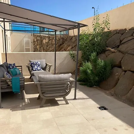 Apartment 3 Bedroom Sea View *