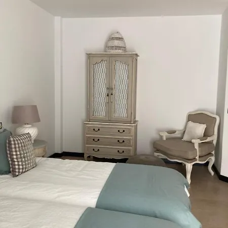3 Bedroom Sea View